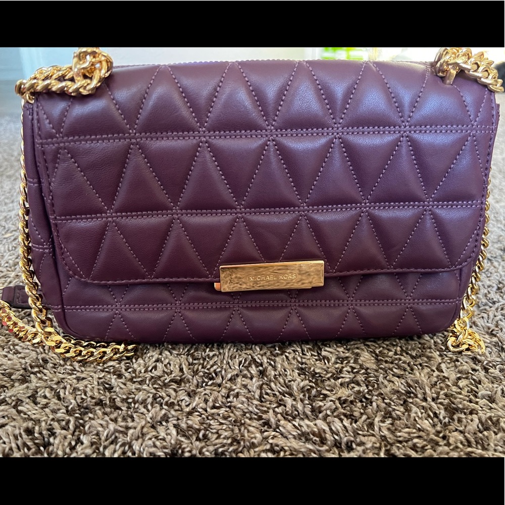 Purple michael kors purse .. New (never used)